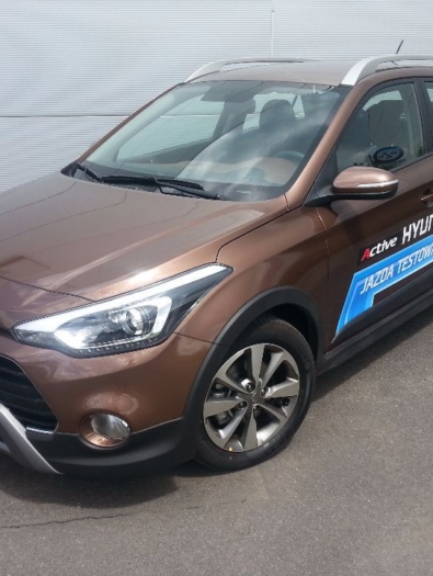 i20-active